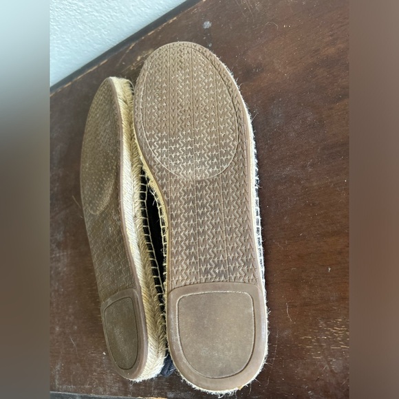 Michael Kors Vicky Slip-On Black White Espadrille Flats Size 8 Women’s Canvas - Picture 10 of 10